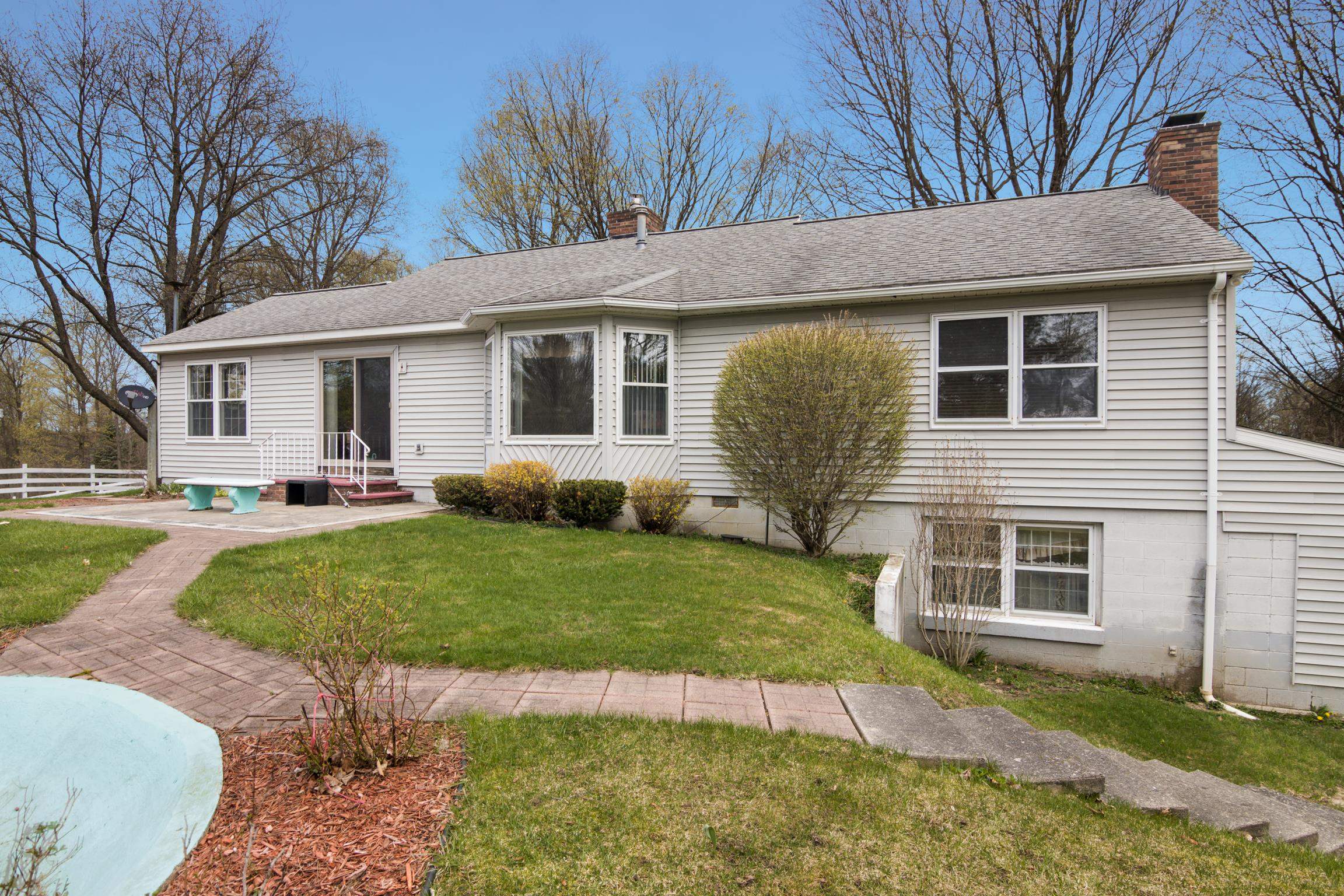 8124 Crisp Road Williamsburg, MI 49690 - Photo 14 of 67