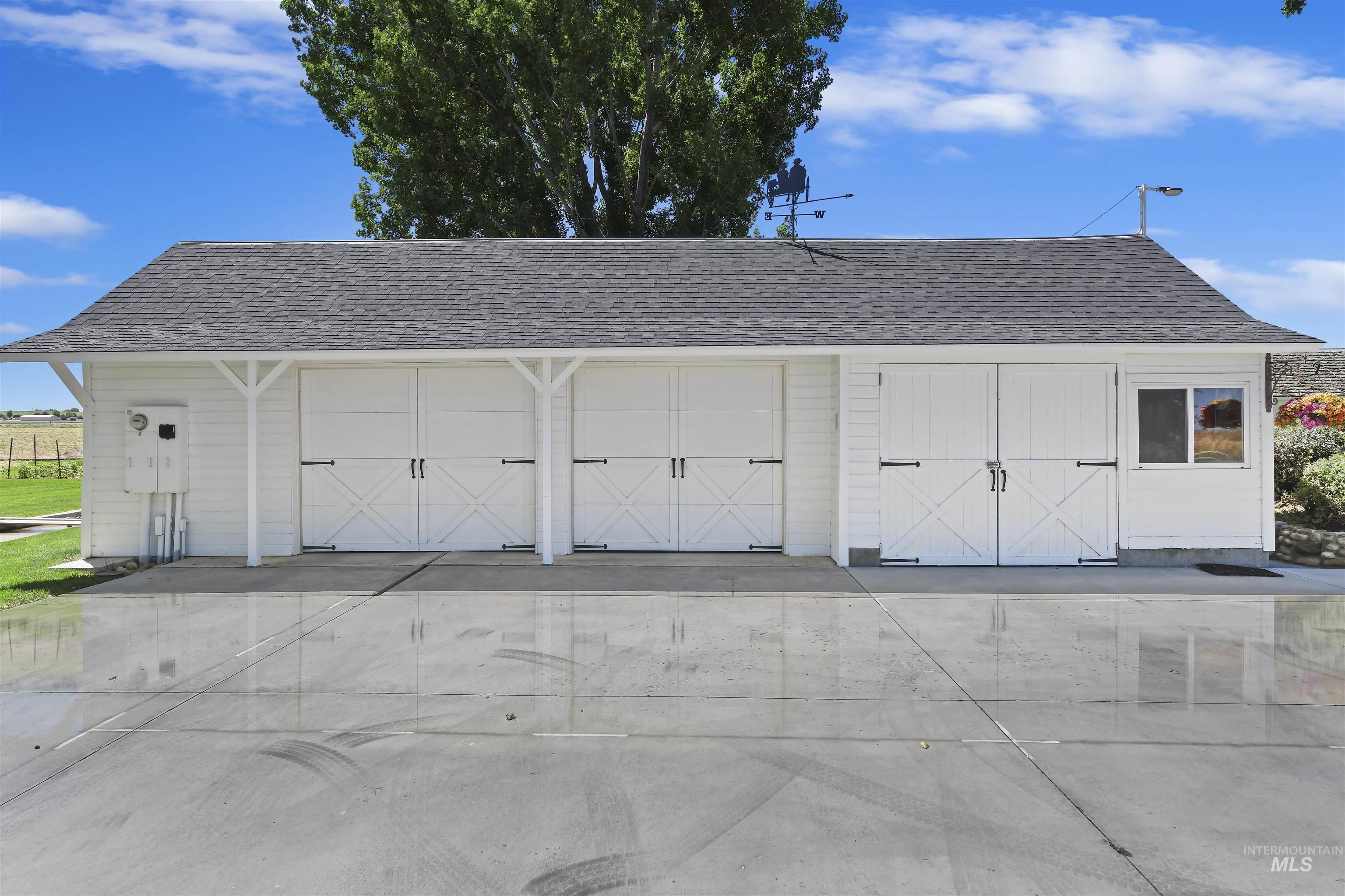 19234 Top Road Caldwell, ID 83607 - Photo 24 of 50 View of detached garage