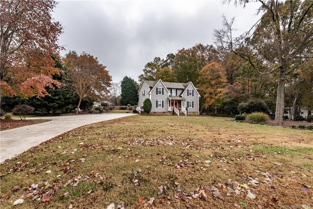 2924 Stoneybrook Drive Fort Mill, SC 29708 - Photo 2 of 41 Gallery Image 2