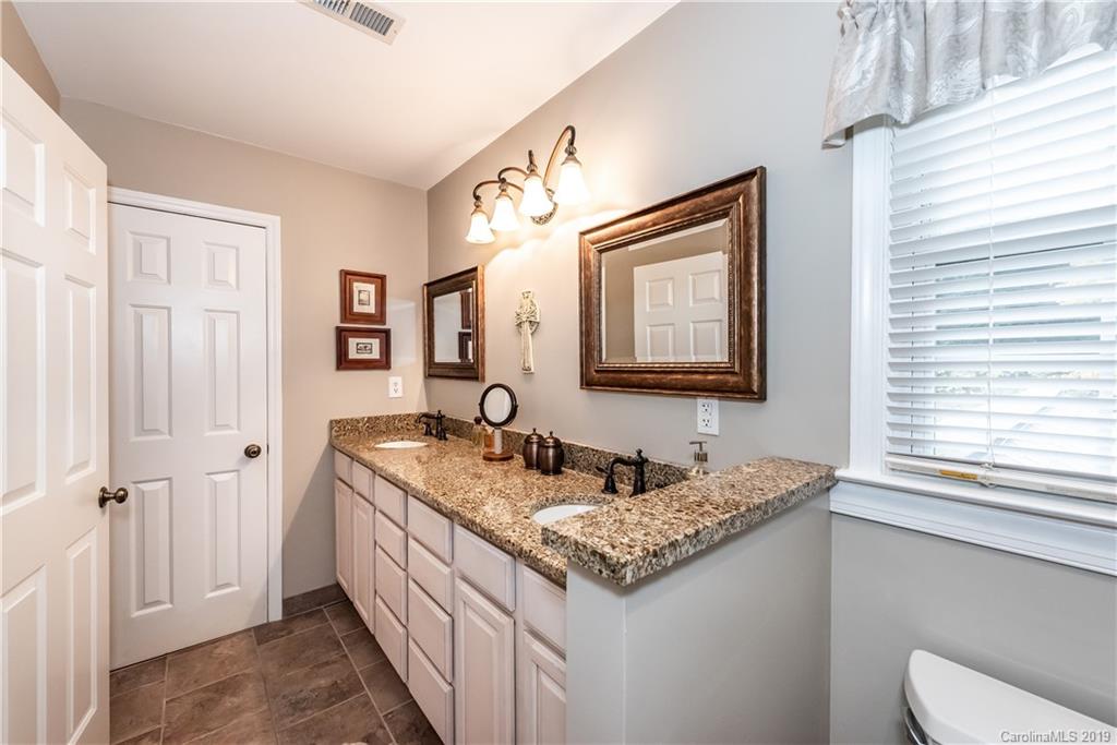 2924 Stoneybrook Drive Fort Mill, SC 29708 - Photo 27 of 41 Gallery Image 27
