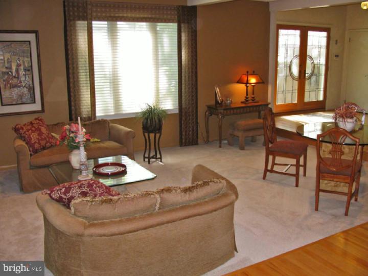 101 Hart Road Cherry Hill, NJ 08034 - Photo 4 of 25