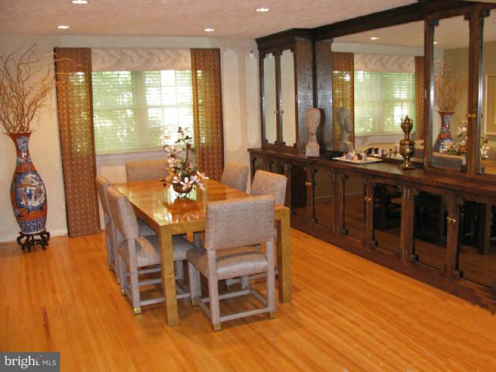 101 Hart Road Cherry Hill, NJ 08034 - Photo 5 of 25