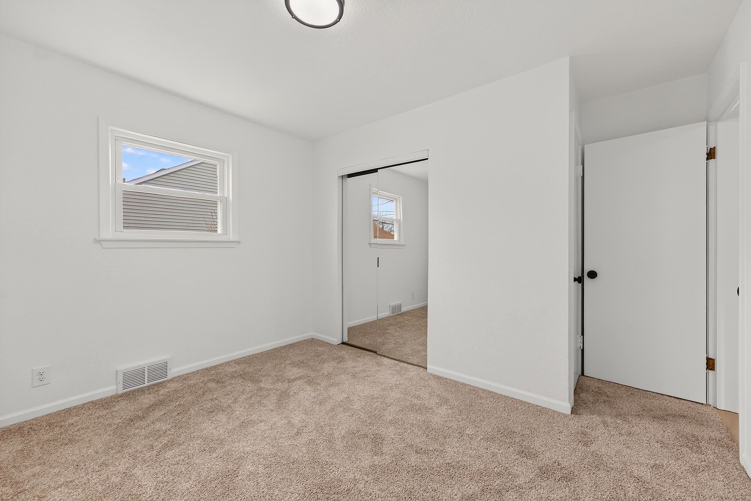 6726 West Silver Spring Drive Milwaukee, WI 53218 - Photo 21 of 45 Main level BR