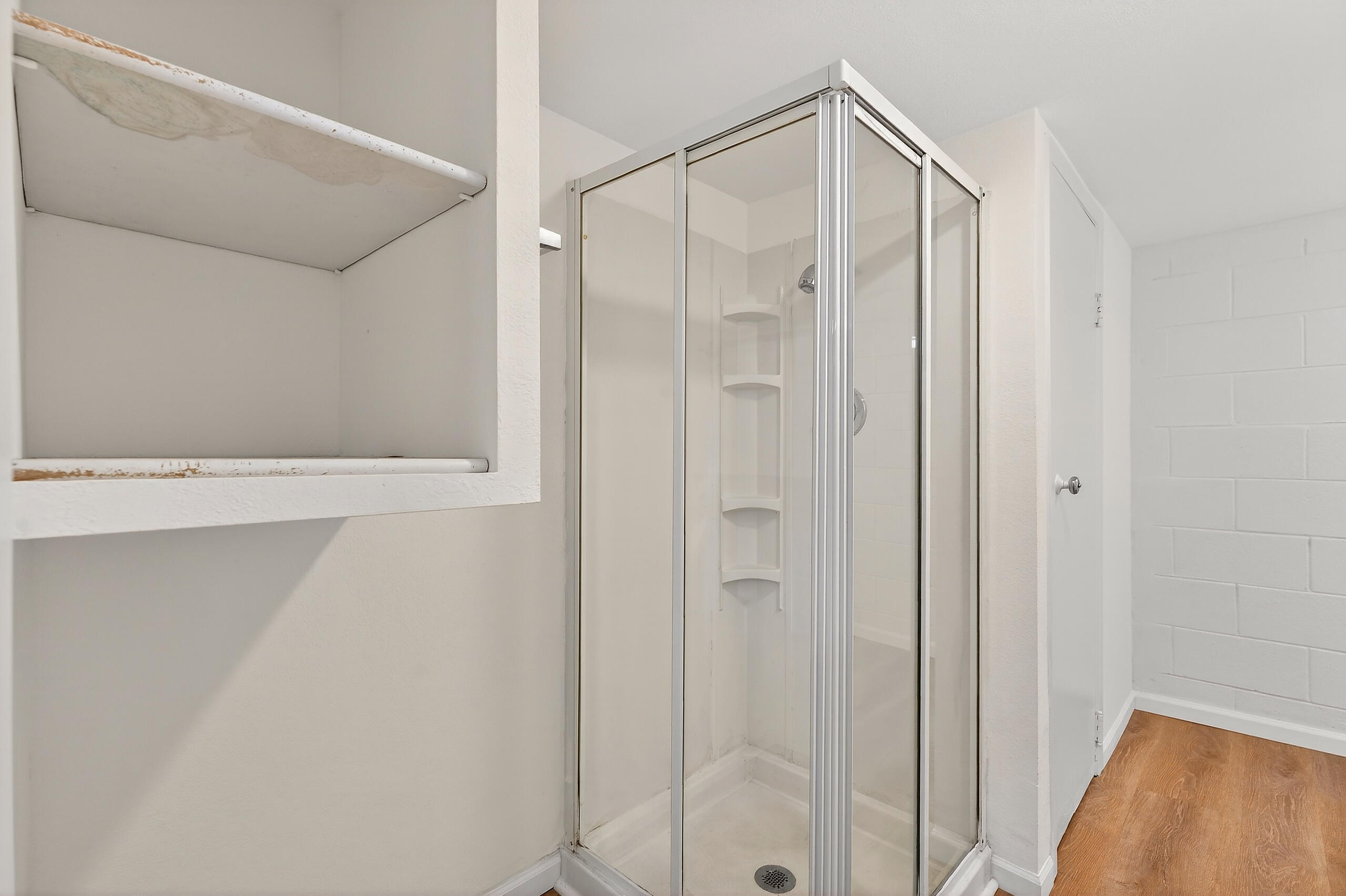 6726 West Silver Spring Drive Milwaukee, WI 53218 - Photo 36 of 45 2ND FULL BATH