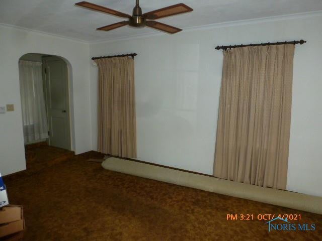 1133 Westgate Road Toledo, OH 43615 - Photo 6 of 12 Living Room