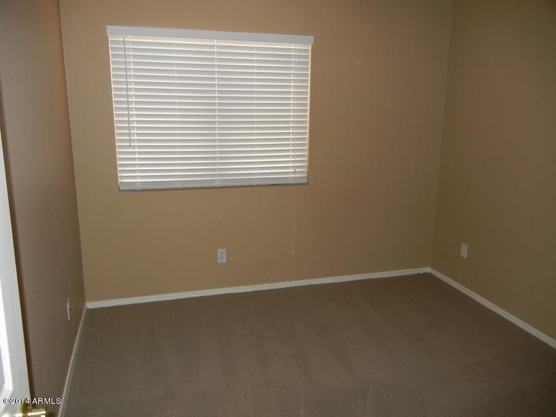 10358 West Piccadilly Road Avondale, AZ 85392 - Photo 13 of 14 281708071