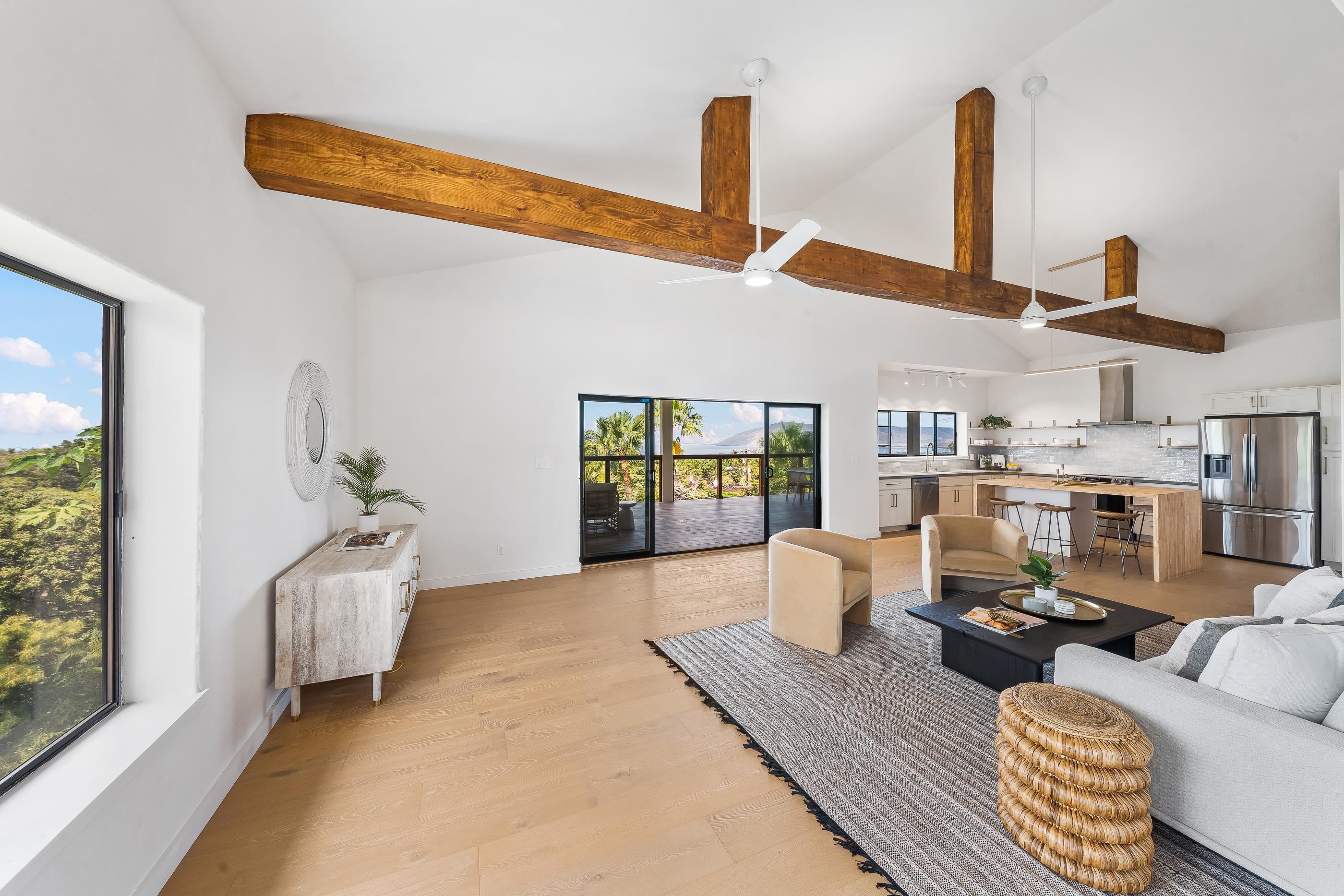 820 Kupulau Drive Kihei, HI 96753 - Photo 10 of 50 a living room with furniture