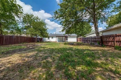 $295,000 | 2850 Linhaven Drive, Mesquite, TX 75150