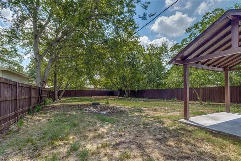 $295,000 | 2850 Linhaven Drive, Mesquite, TX 75150
