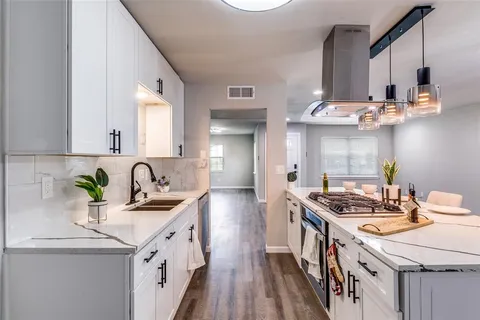 $295,000 | 2850 Linhaven Drive, Mesquite, TX 75150