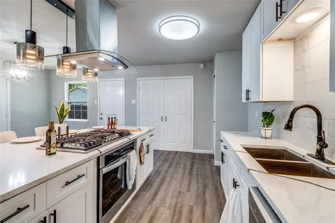 $295,000 | 2850 Linhaven Drive, Mesquite, TX 75150