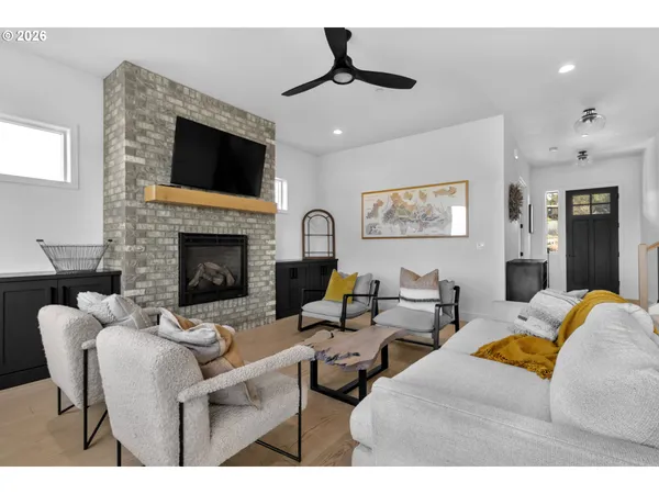 $1,399,000 | 6550 Northeast Memory Lane, Yamhill, OR 97148