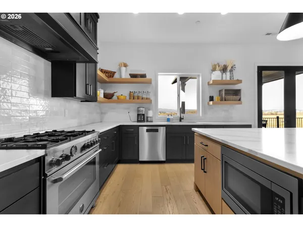 $1,399,000 | 6550 Northeast Memory Lane, Yamhill, OR 97148