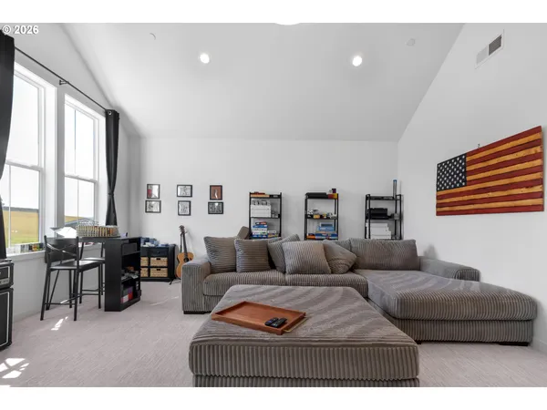 $1,399,000 | 6550 Northeast Memory Lane, Yamhill, OR 97148