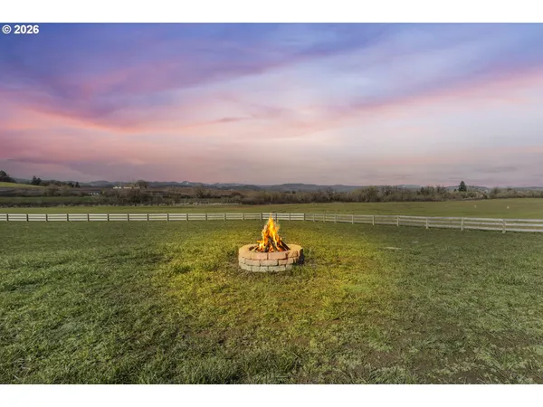 $1,399,000 | 6550 Northeast Memory Lane, Yamhill, OR 97148