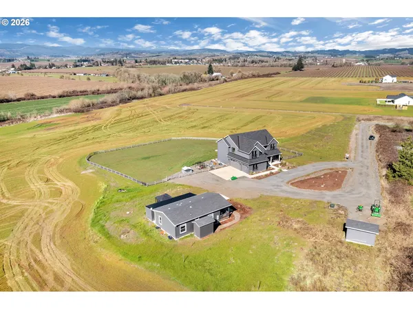 $1,399,000 | 6550 Northeast Memory Lane, Yamhill, OR 97148