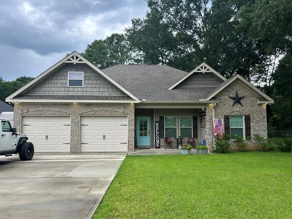 $315,000 | 1052 Trawick Road, Dothan, AL 36305