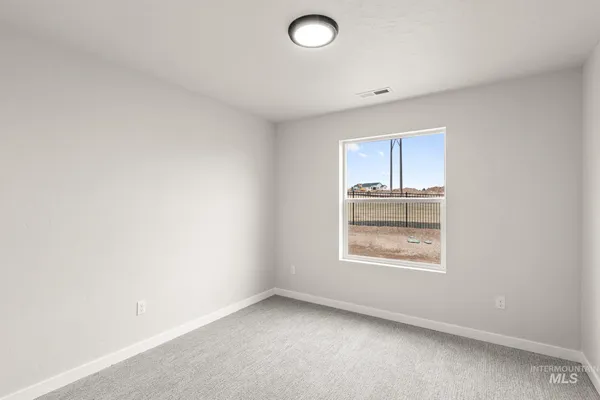 $569,990 | 3739 West Piscina Drive, Meridian, ID 83642