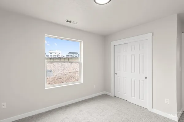 $569,990 | 3739 West Piscina Drive, Meridian, ID 83642