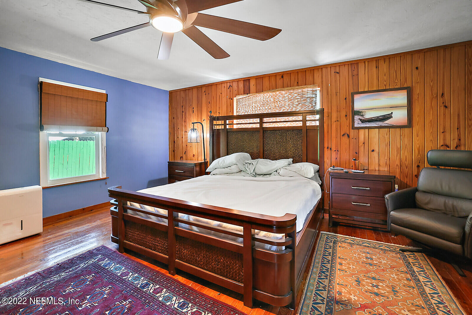 574 Clifton Road Crescent City, FL 32112 - Photo 21 of 38 a bed room with a bed and a window