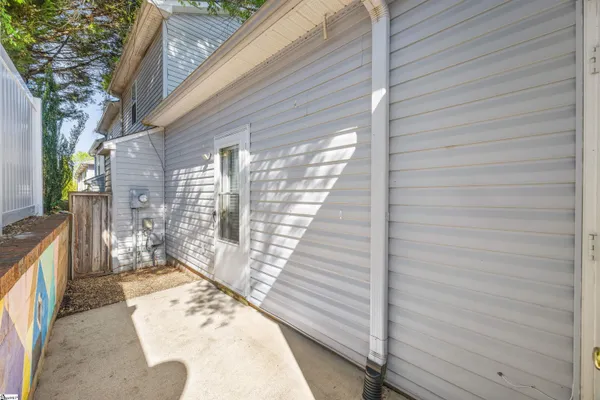 $199,000 | 33 Huntress Drive, Greer, SC 29651