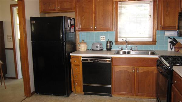 14 Cormier Road Burlington, MA 01803 - Photo 8 of 13 Gallery Image 8