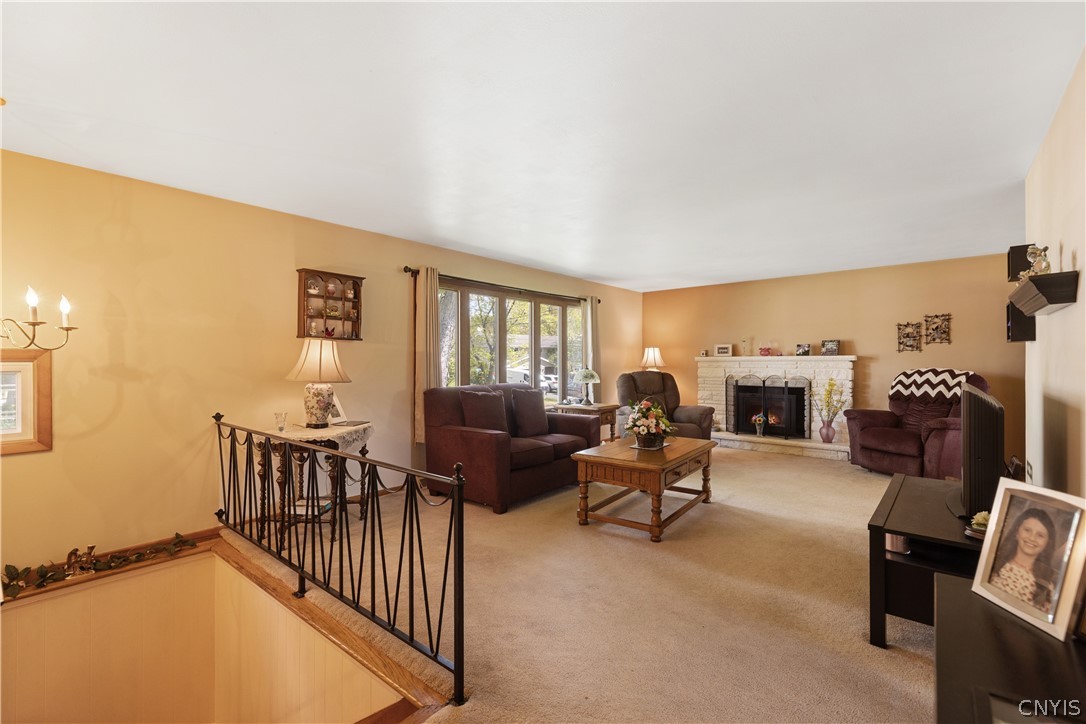 7 Lark Path Clay, NY 13090 - Photo 6 of 38