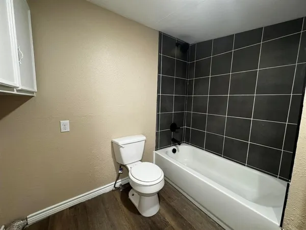 $1,800 | 210 Reta Street, Stephenville, TX 76401