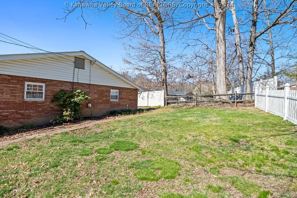 1405 Newcastle Road Charleston, WV 25314 - Photo 31 of 37 Gallery Image 31