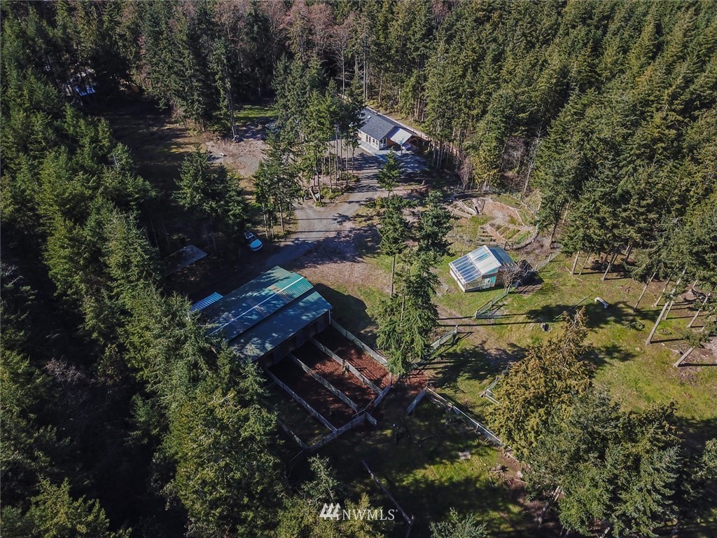 172 Haada Laas Road Port Townsend, WA 98368 - Photo 2 of 25 Gallery Image 2