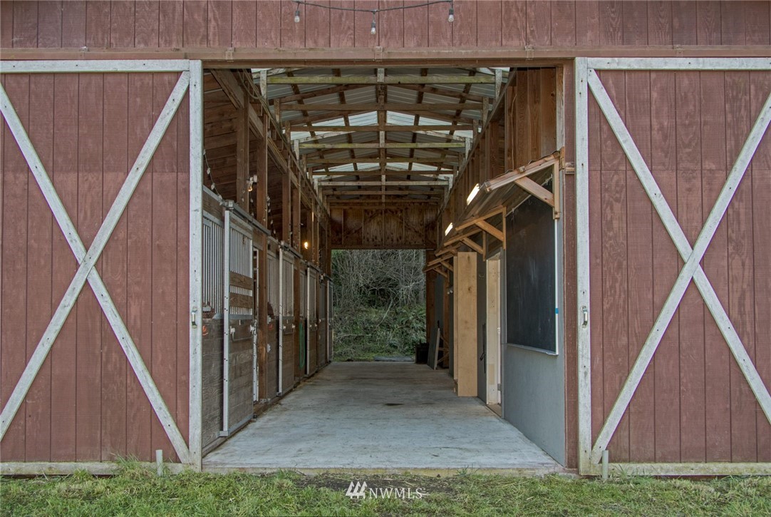 172 Haada Laas Road Port Townsend, WA 98368 - Photo 21 of 25 Gallery Image 21