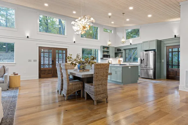 $989,000 | 1815 Lula Lake Road, Lookout Mountain, GA 30750