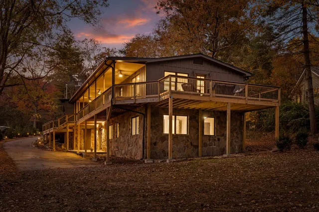 $989,000 | 1815 Lula Lake Road, Lookout Mountain, GA 30750