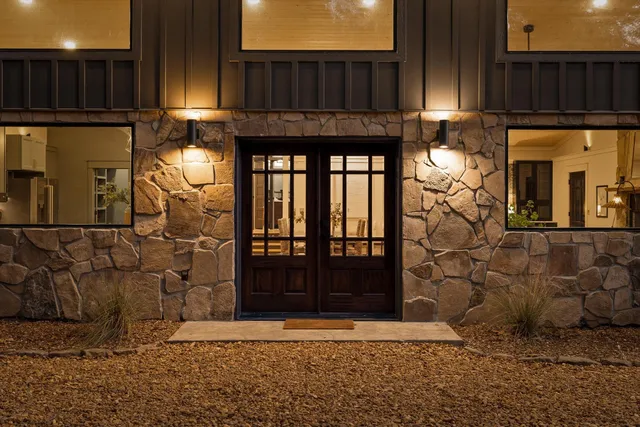 $989,000 | 1815 Lula Lake Road, Lookout Mountain, GA 30750