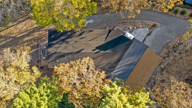 $989,000 | 1815 Lula Lake Road, Lookout Mountain, GA 30750