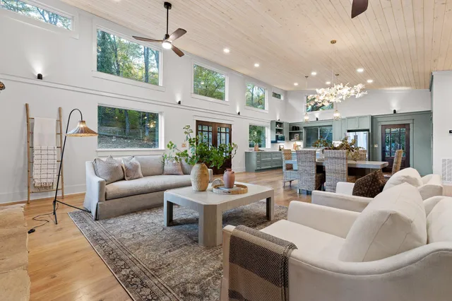 $989,000 | 1815 Lula Lake Road, Lookout Mountain, GA 30750