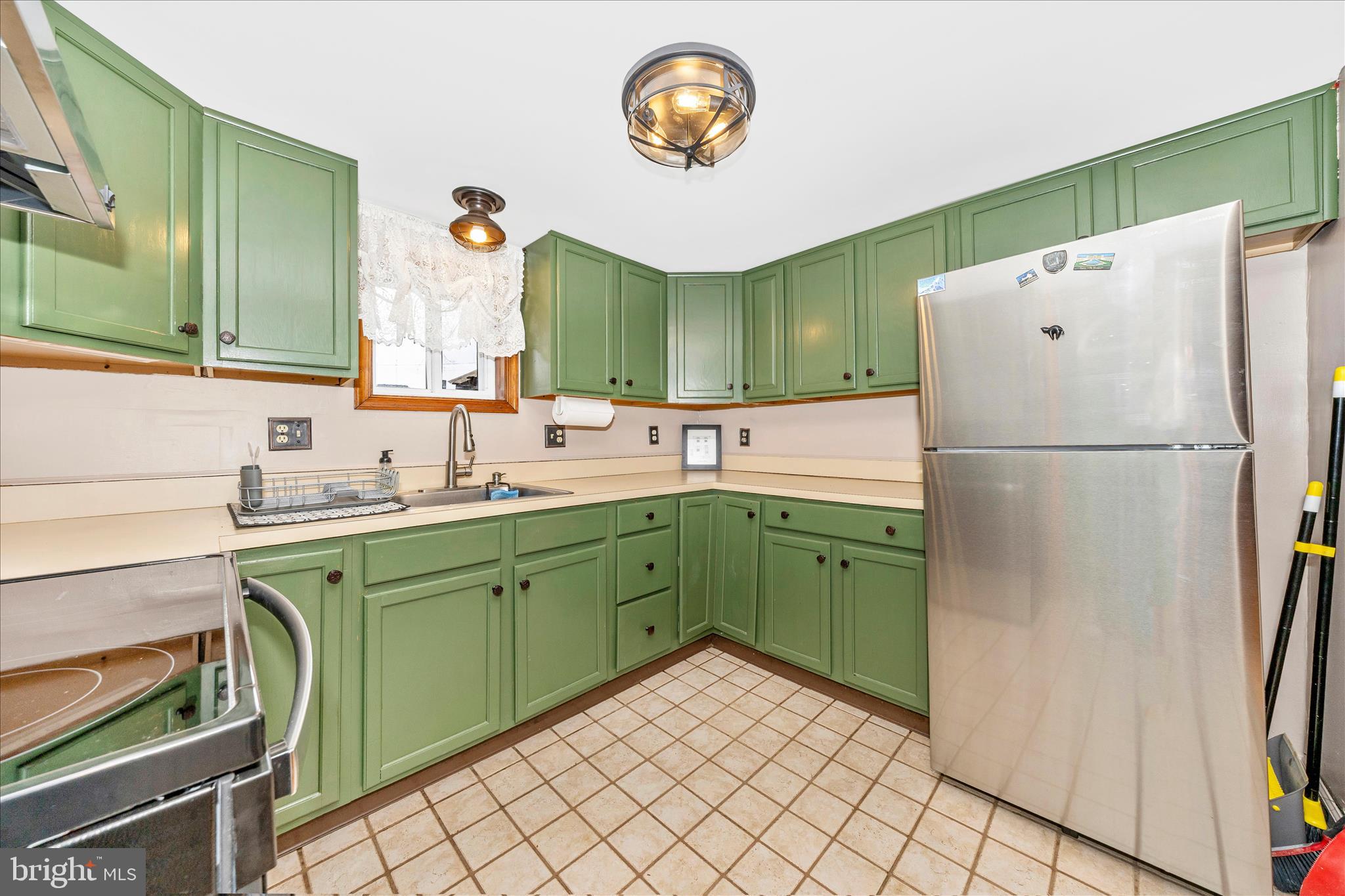 108 Water Street Frederick, MD 21701 - Photo 16 of 60 Kitchen