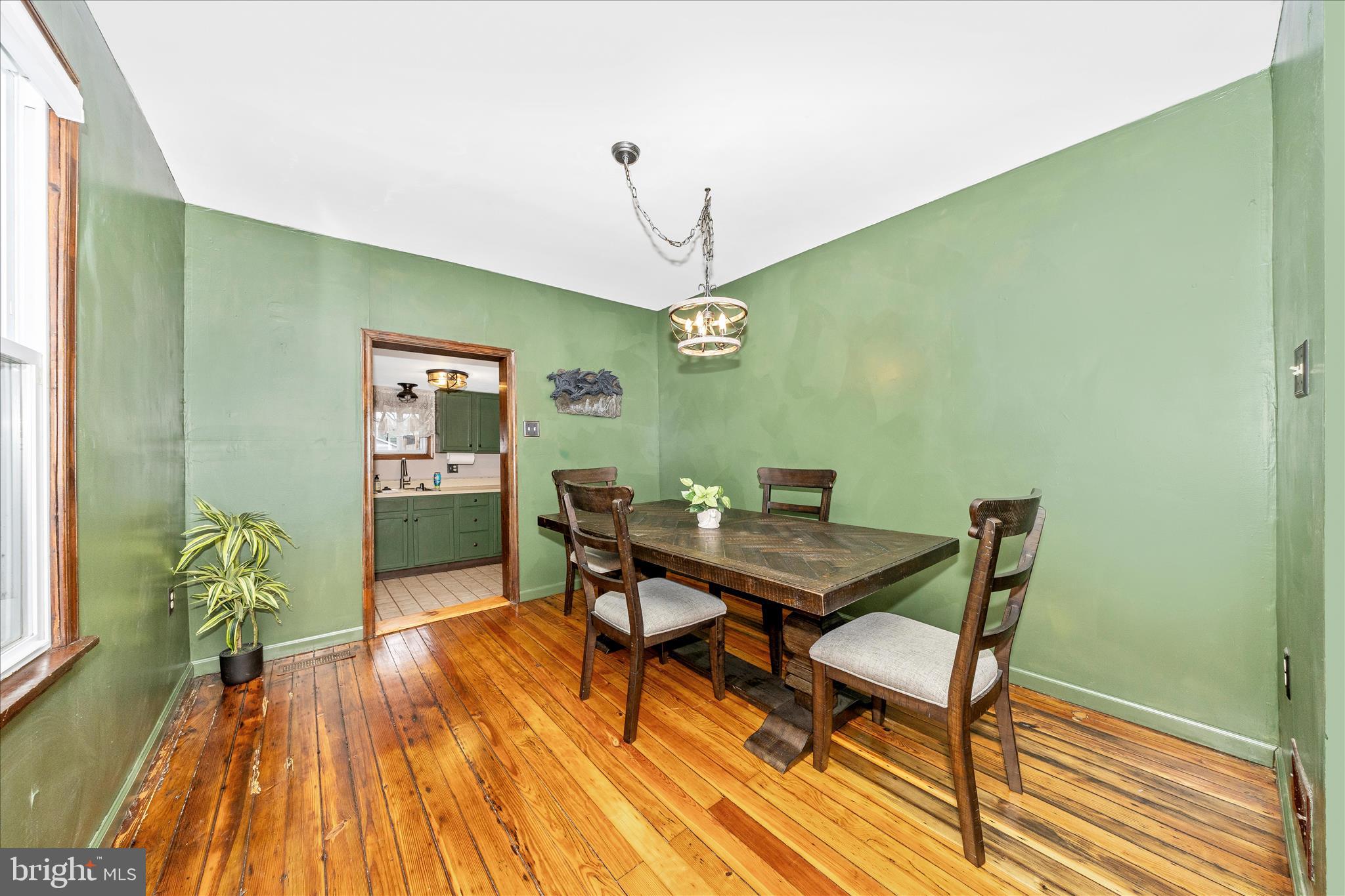 108 Water Street Frederick, MD 21701 - Photo 10 of 60 Dining Room
