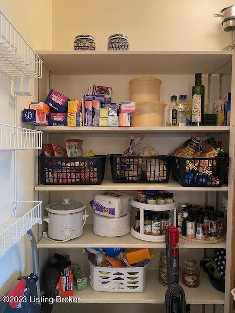 800 Stonehouse Road Bardstown, KY 40004 - Photo 11 of 44 Pantry