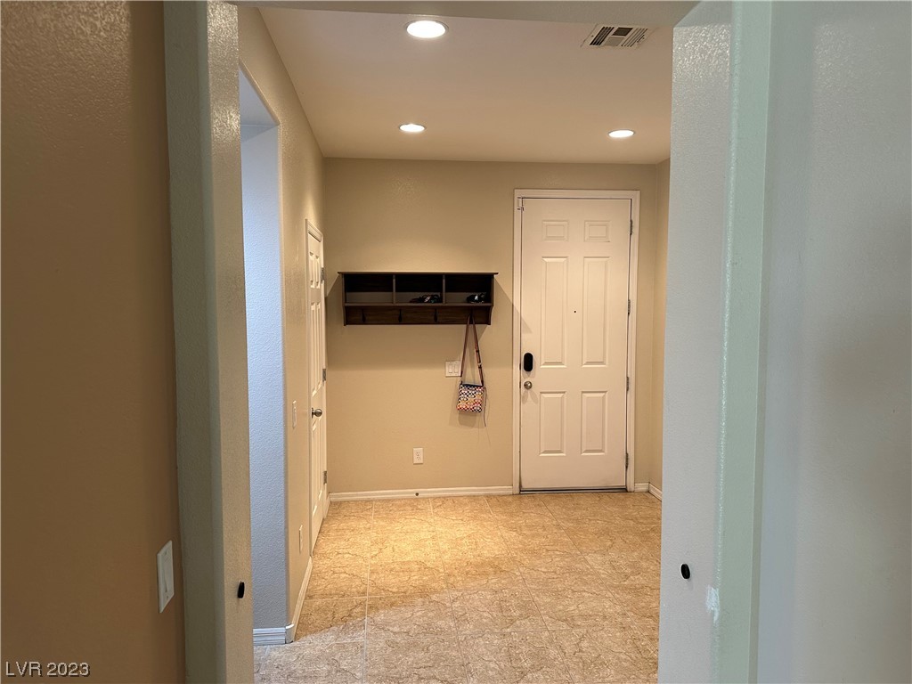 8912 Martin Downs Place Las Vegas, NV 89131 - Photo 4 of 36