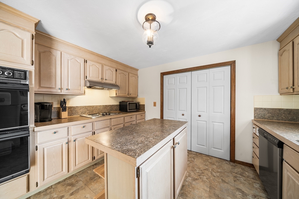 15 Pine Valley Road Barnstable, MA 02601 - Photo 10 of 36