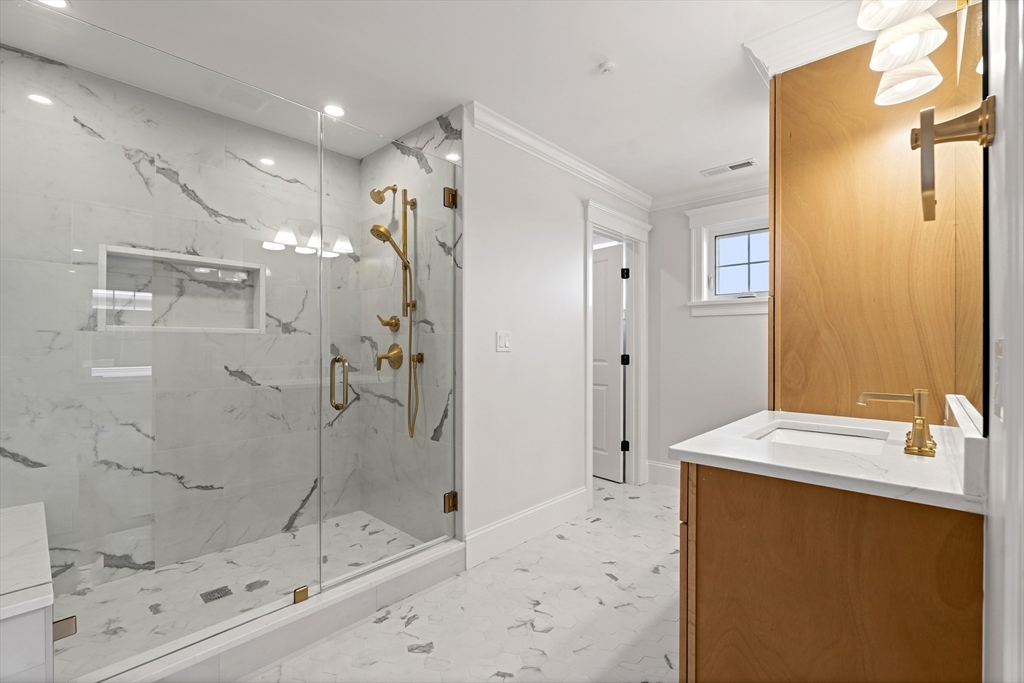 24 Fellows Road, Unit 2 Ipswich, MA 01938 - Photo 26 of 38
