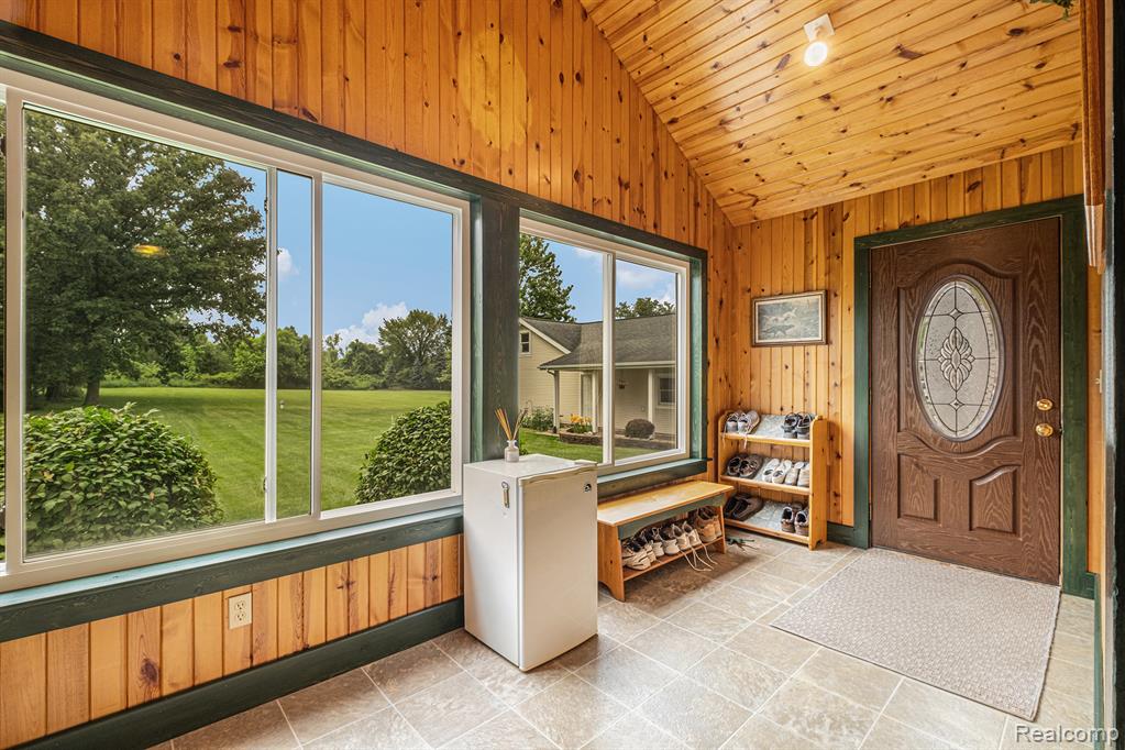 7488 South Jennings Road Swartz Creek, MI 48473 - Photo 14 of 35 Gallery Image 14
