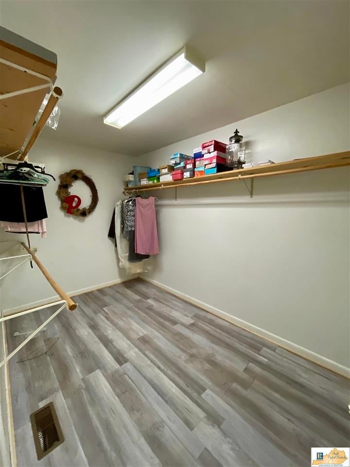 1445 Oil Field Road Horse Cave, KY 42749 - Photo 10 of 18 Gallery Image 10