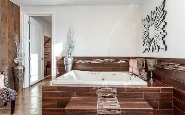 a view of a lake with houses