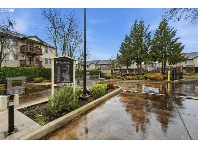 $360,000 | 5264 Northeast 121st Avenue, Unit K65, Vancouver, WA 98682