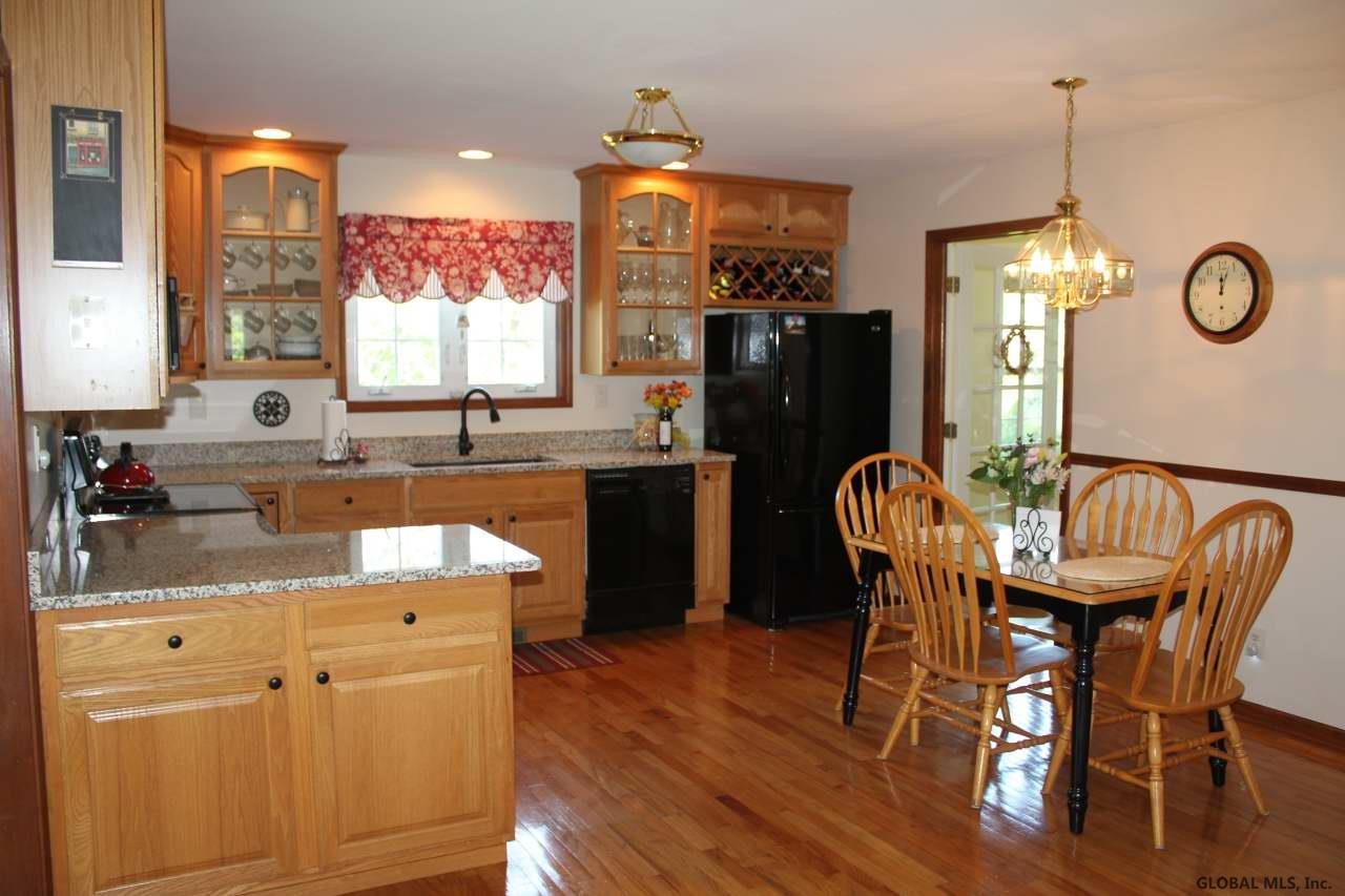 53 Bellview Road Troy, NY 12180 - Photo 5 of 21 Photo 5