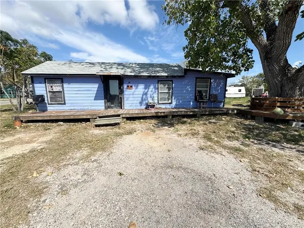 $85,000 | 844 West Wilson Avenue, Aransas Pass, TX 78336