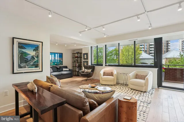 $775,000 | 4550 North Park Avenue, Unit 208, Chevy Chase, MD 20815