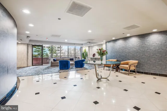 $775,000 | 4550 North Park Avenue, Unit 208, Chevy Chase, MD 20815
